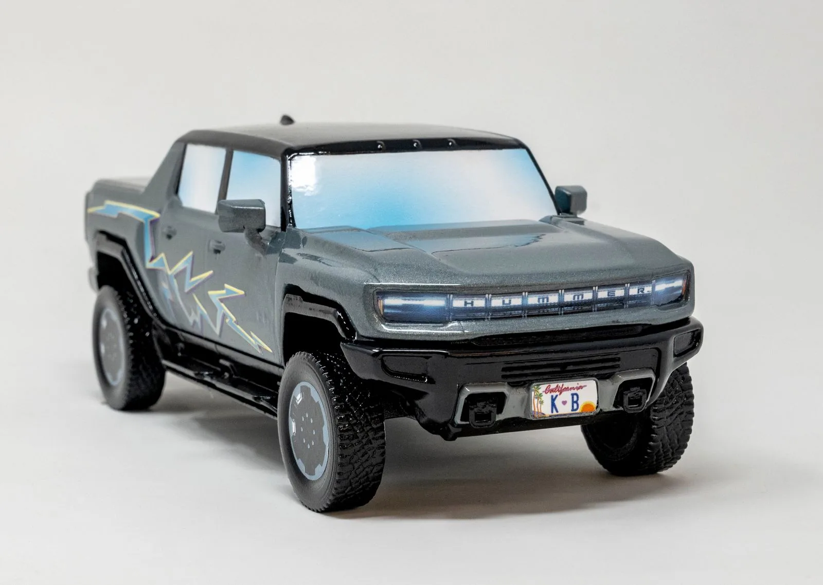 Custom pink vehicle detail