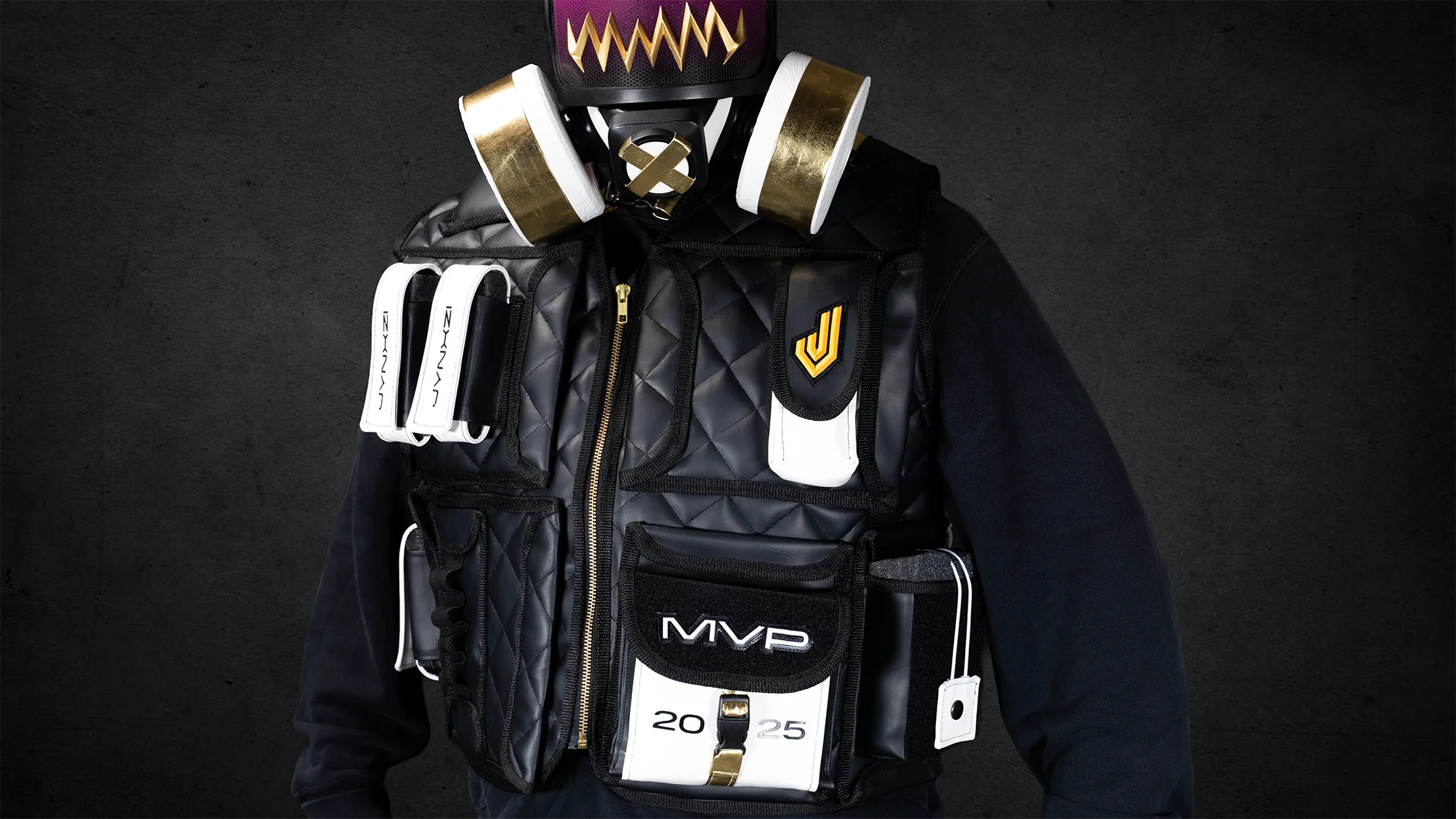 Hand-rebuilt quilted MVP vest with leather, gold zipper and UV-printed JYNXZI details
