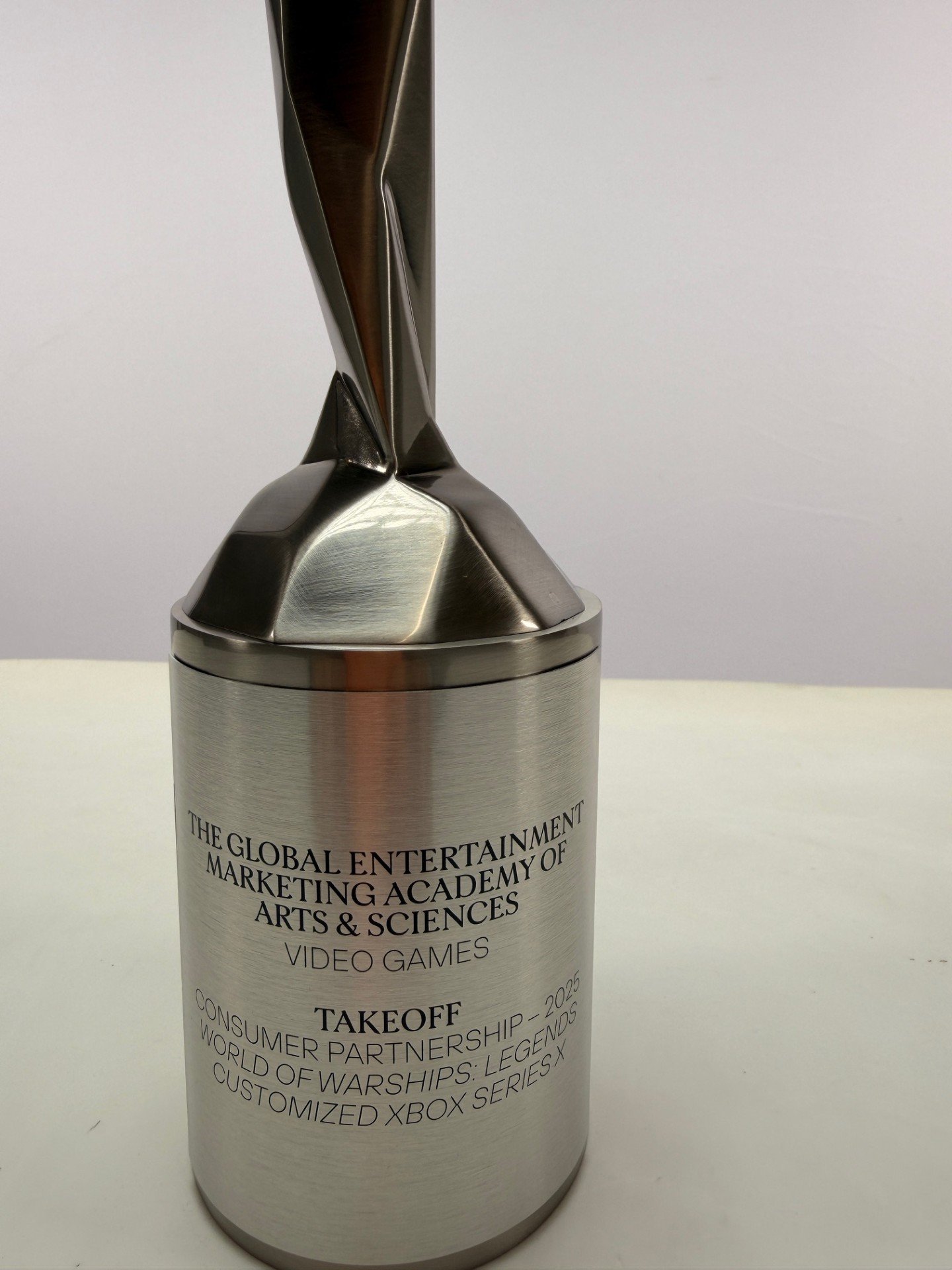 GEMA Award plaque: Consumer Partnership 2025, World of Warships: Legends customized Xbox Series X